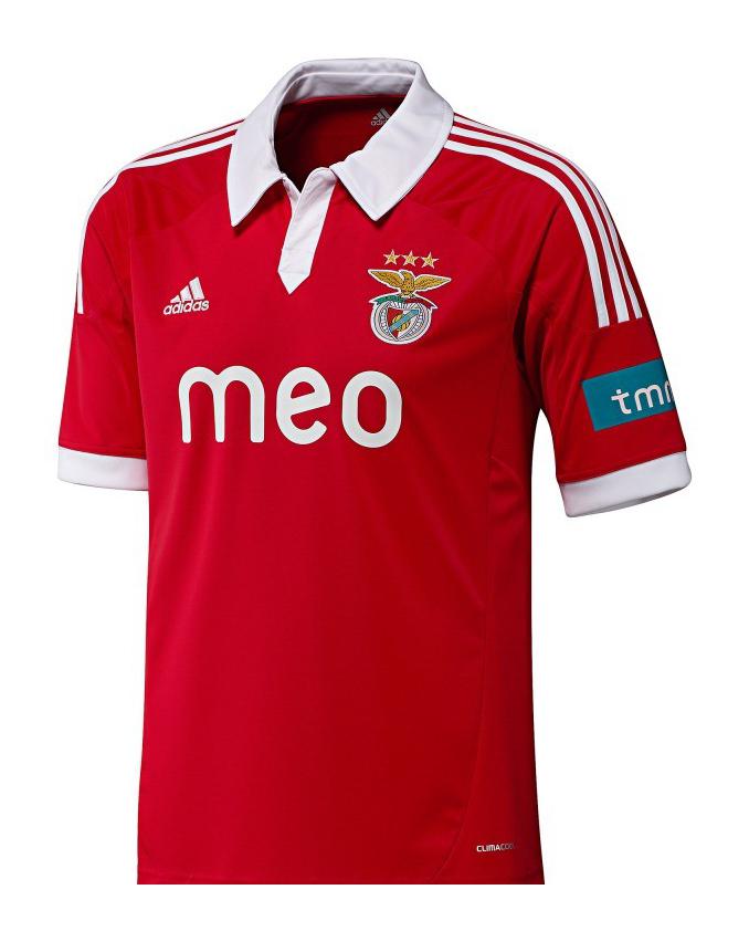Primera equipación de Benfica 12-13