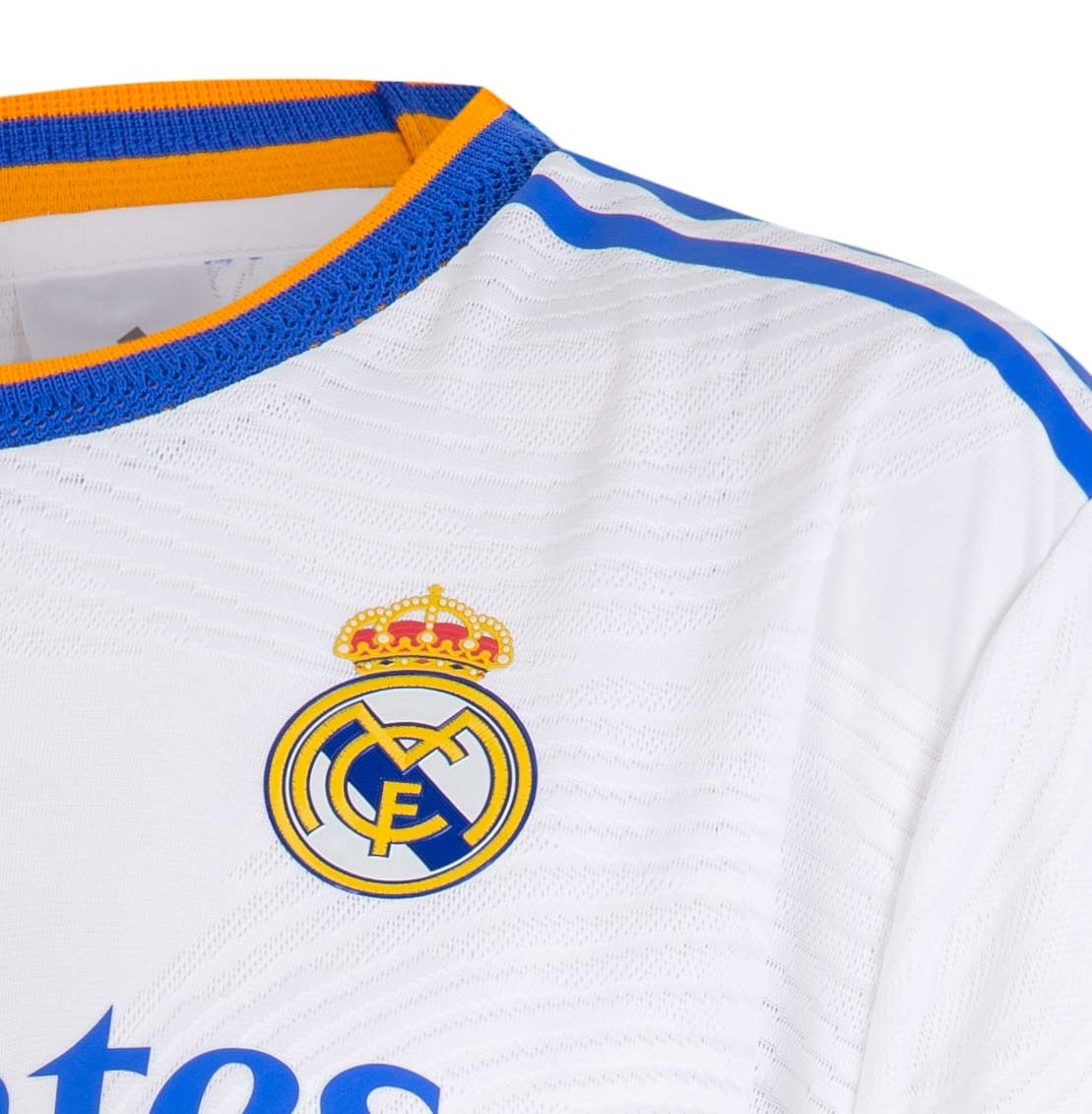 Real Madrid 21-22 Local 4