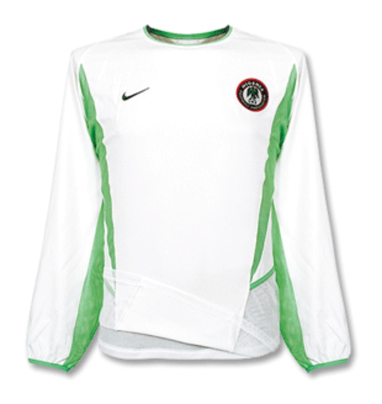 Segunda equipación de Nigeria 2002