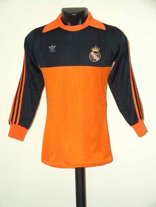Equipación de portero de Real Madrid 81-82