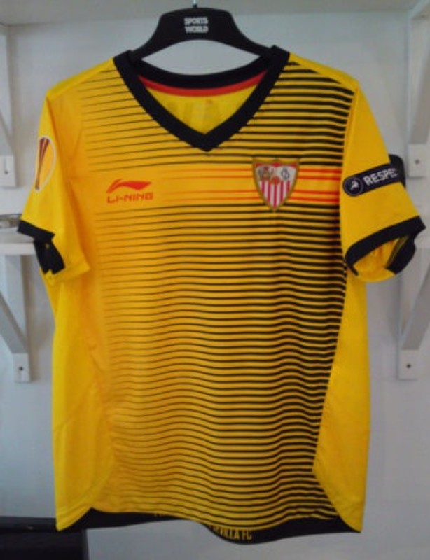 Equipación especial de Sevilla FC 11-12