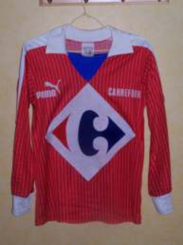 Primera equipación de Olympique de Lyon 82-83