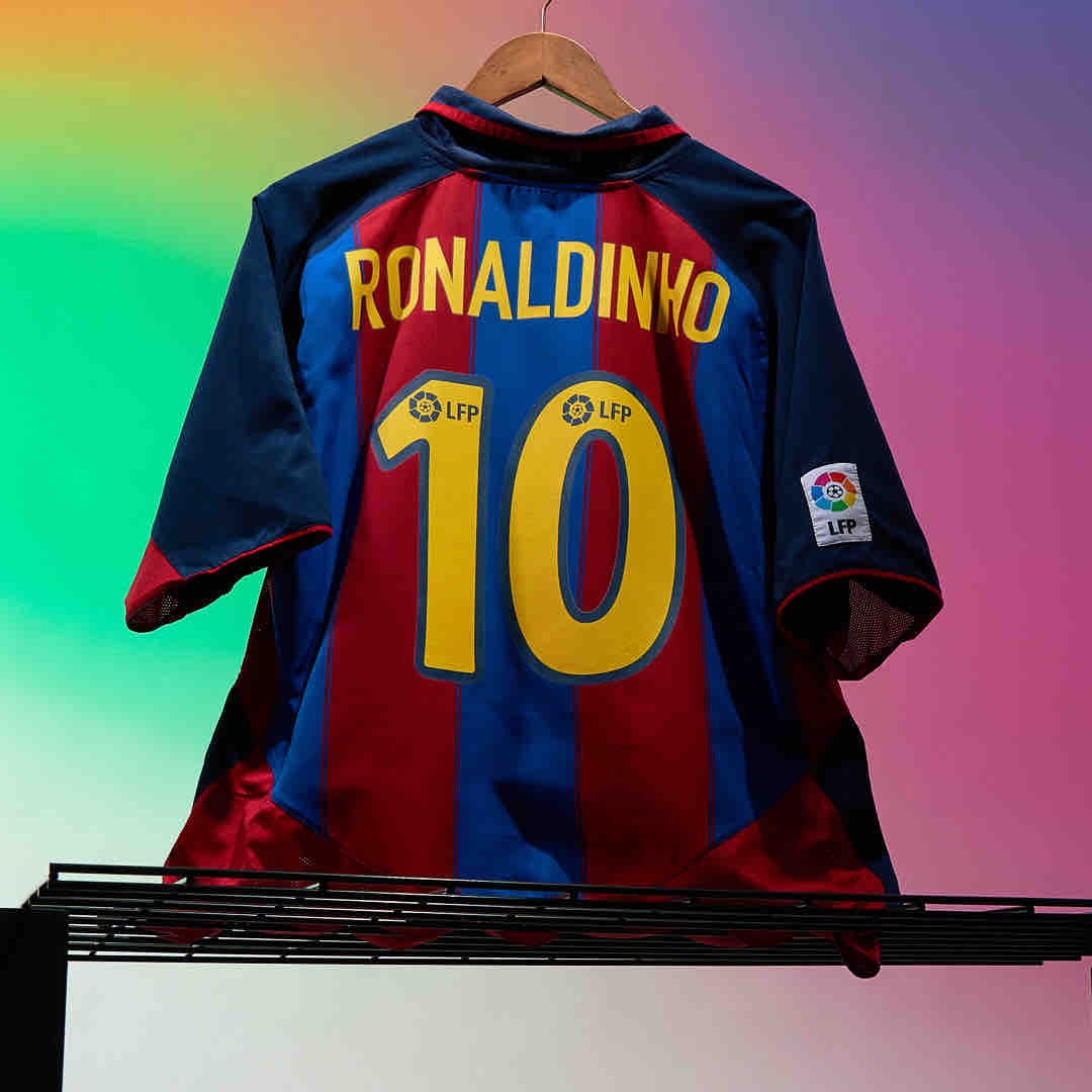 FC Barcelona 03-04 Local 4