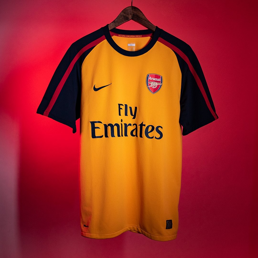 Arsenal FC 08-09 Visitante 3