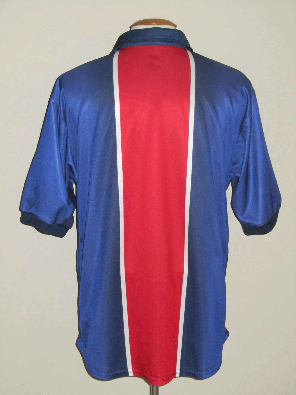 Paris Saint-Germain 98-99 Local 4