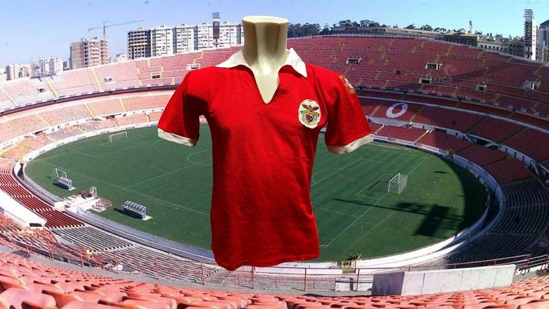 Primera equipación de Benfica 65-66