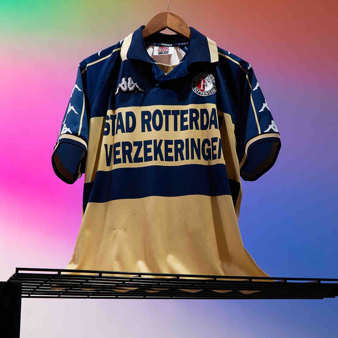 Feyenoord 00-01 Visitante 2