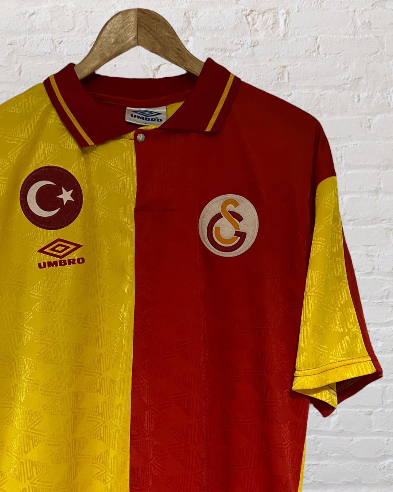 Galatasaray 94-95 Local 3