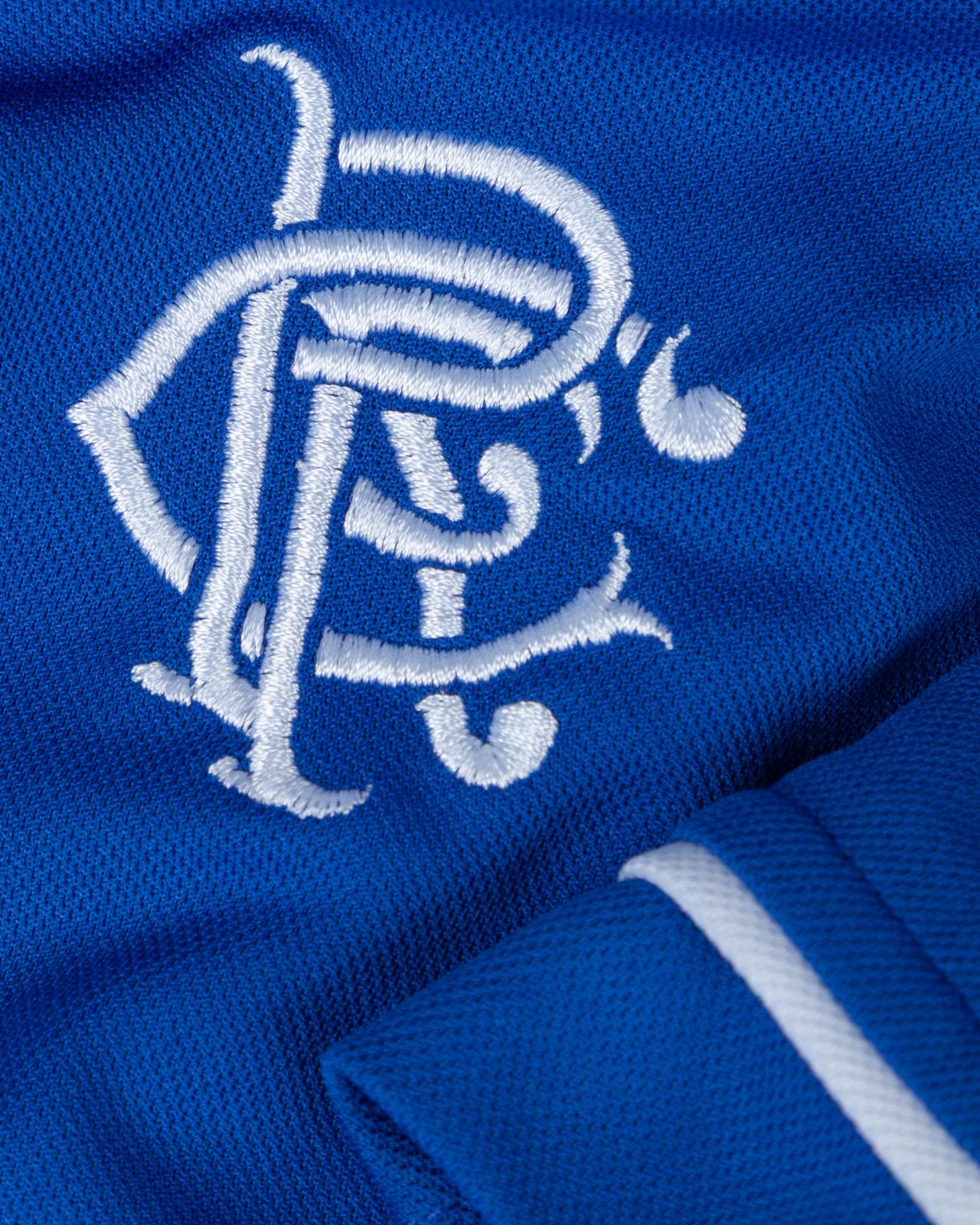 Rangers FC 00-01 Local 4