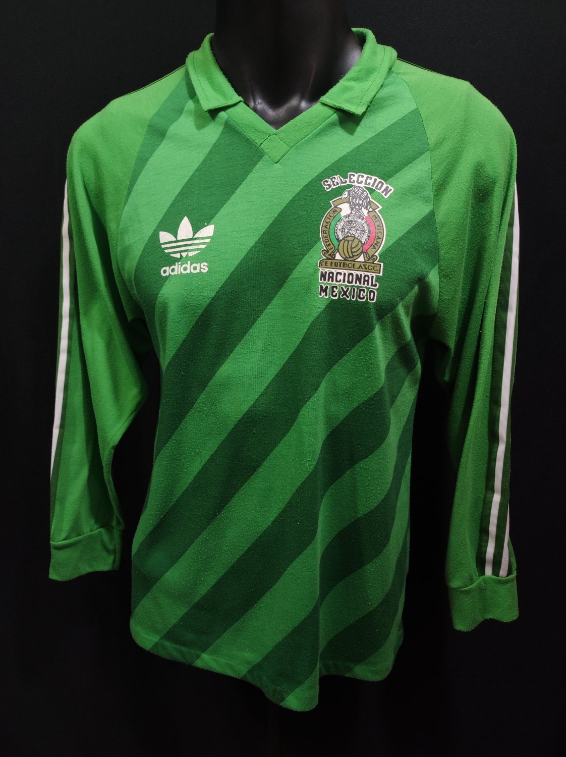 Primera equipación de México 1987