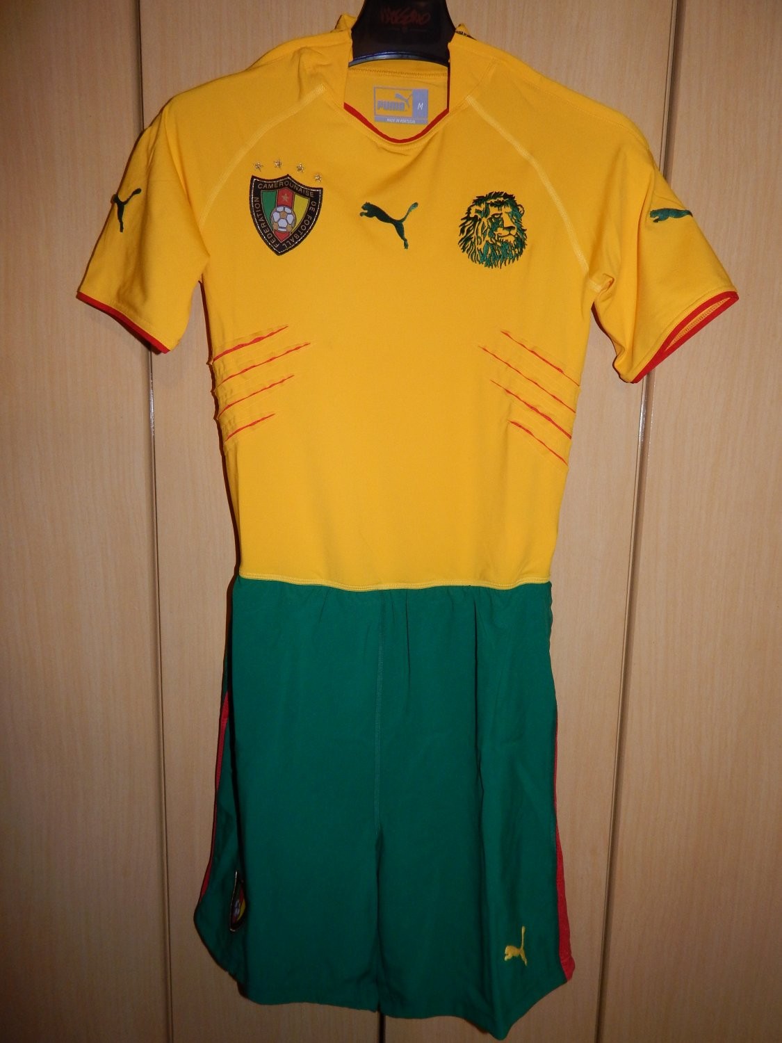 Camerún 2004 Visitante 2