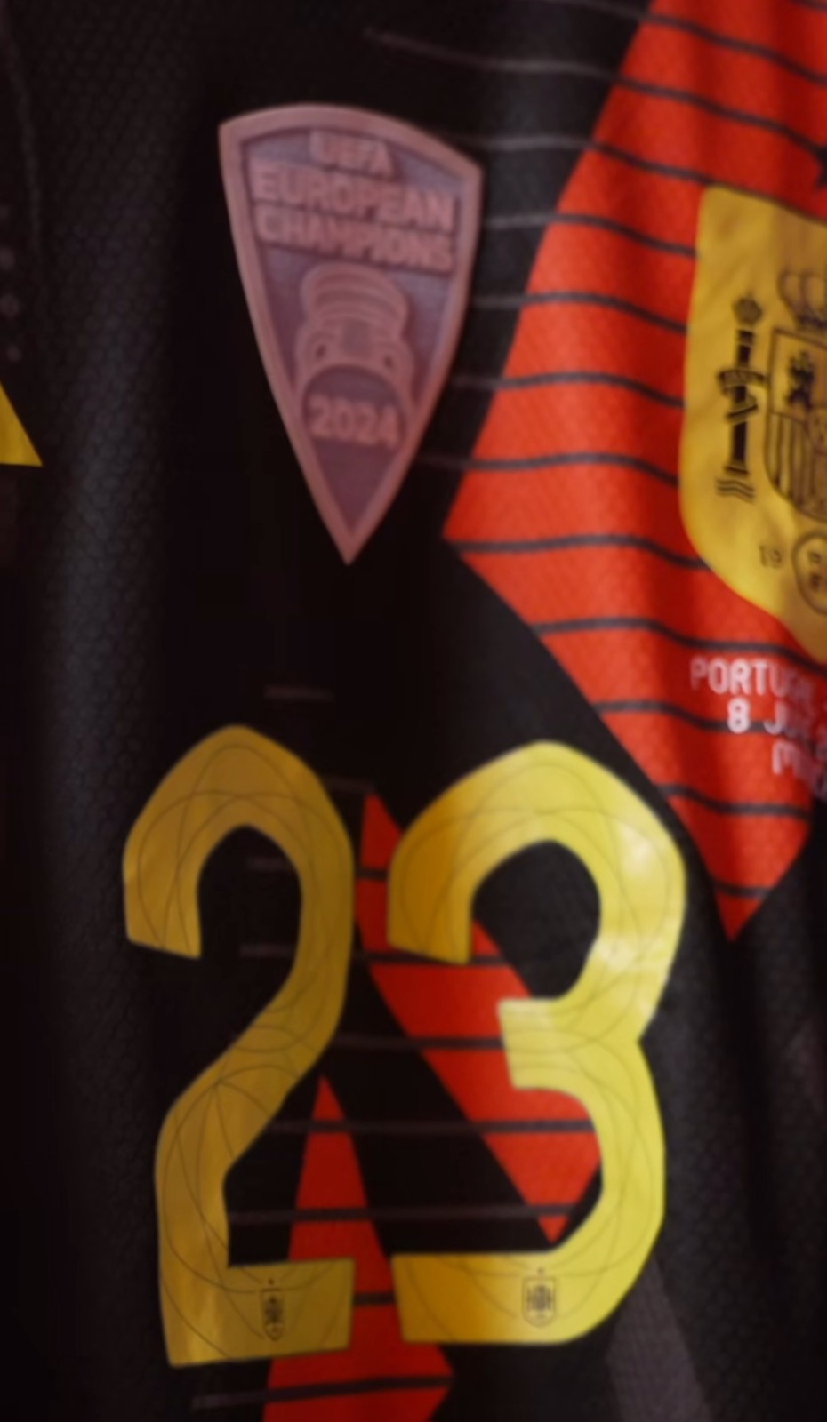 Equipación especial de España 2025