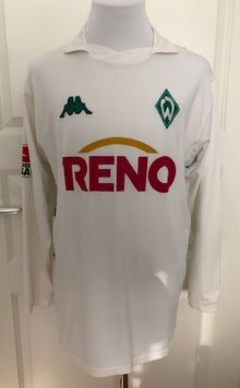 Segunda equipación de Werder Bremen 03-04