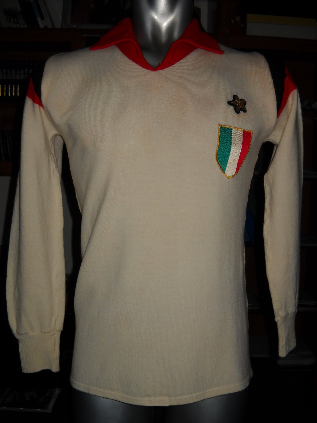 Segunda equipación de Milan 79-80
