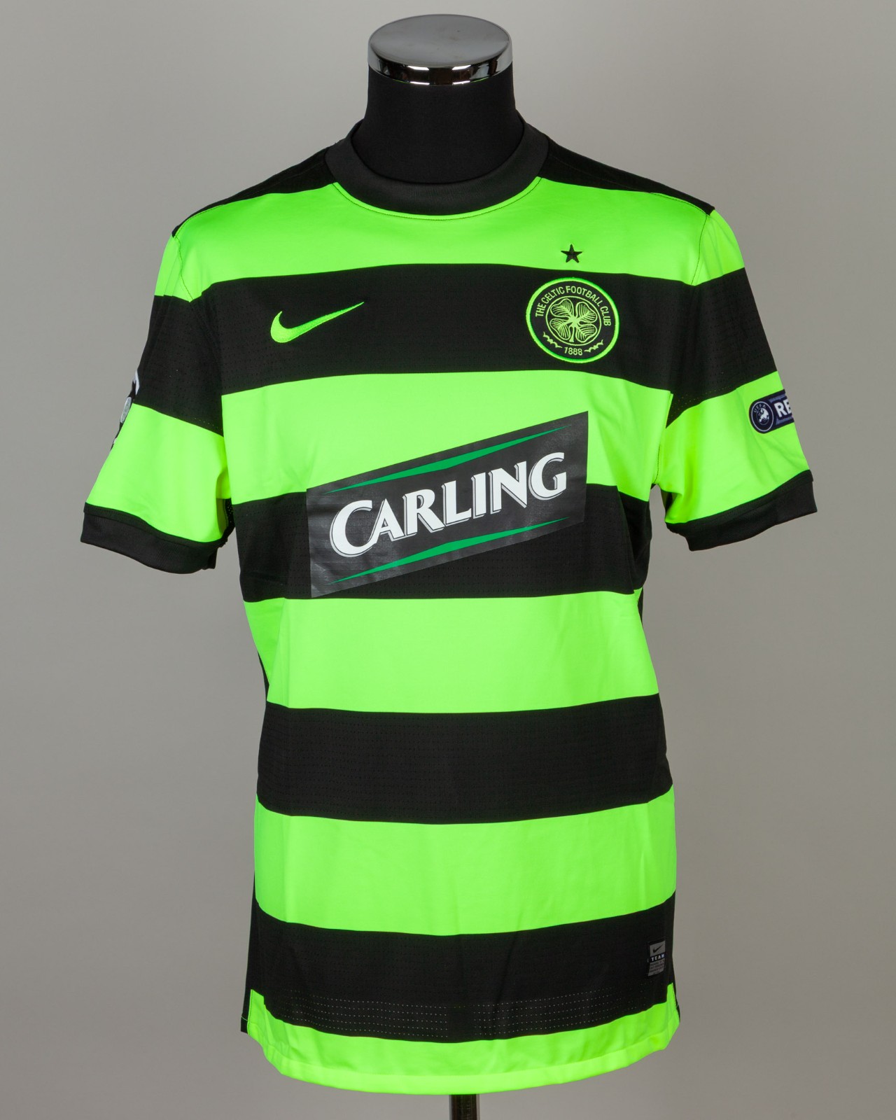 Segunda equipación de Celtic 09-10