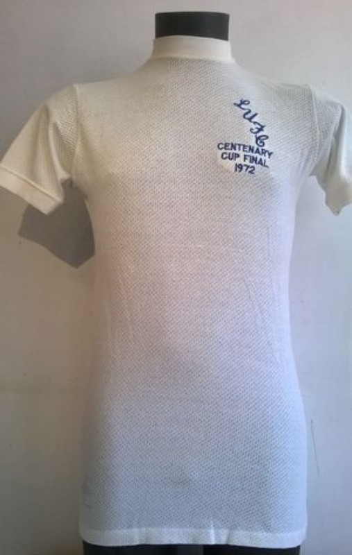 Primera equipación de Leeds 71-72
