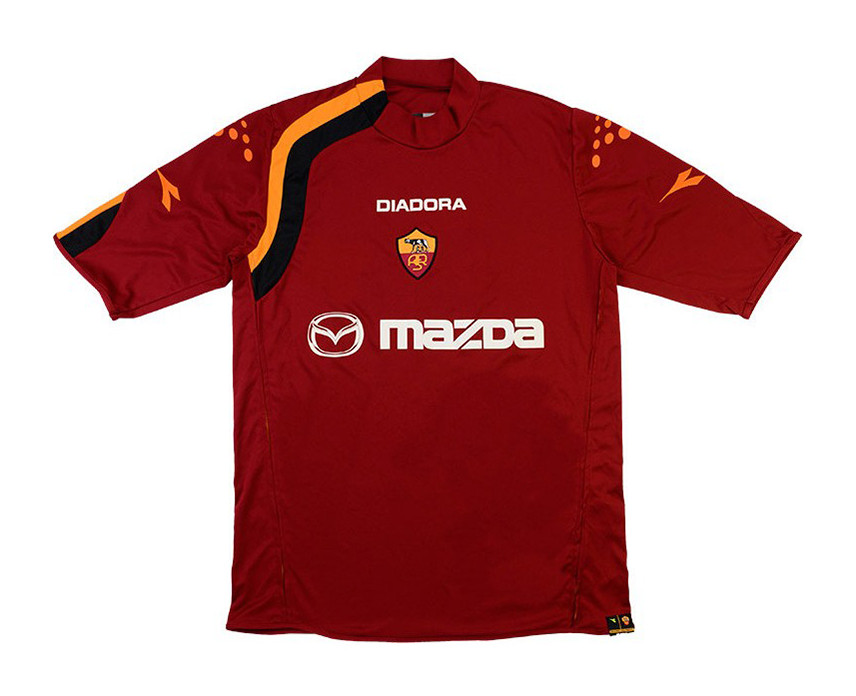 Primera equipación de Roma 04-05