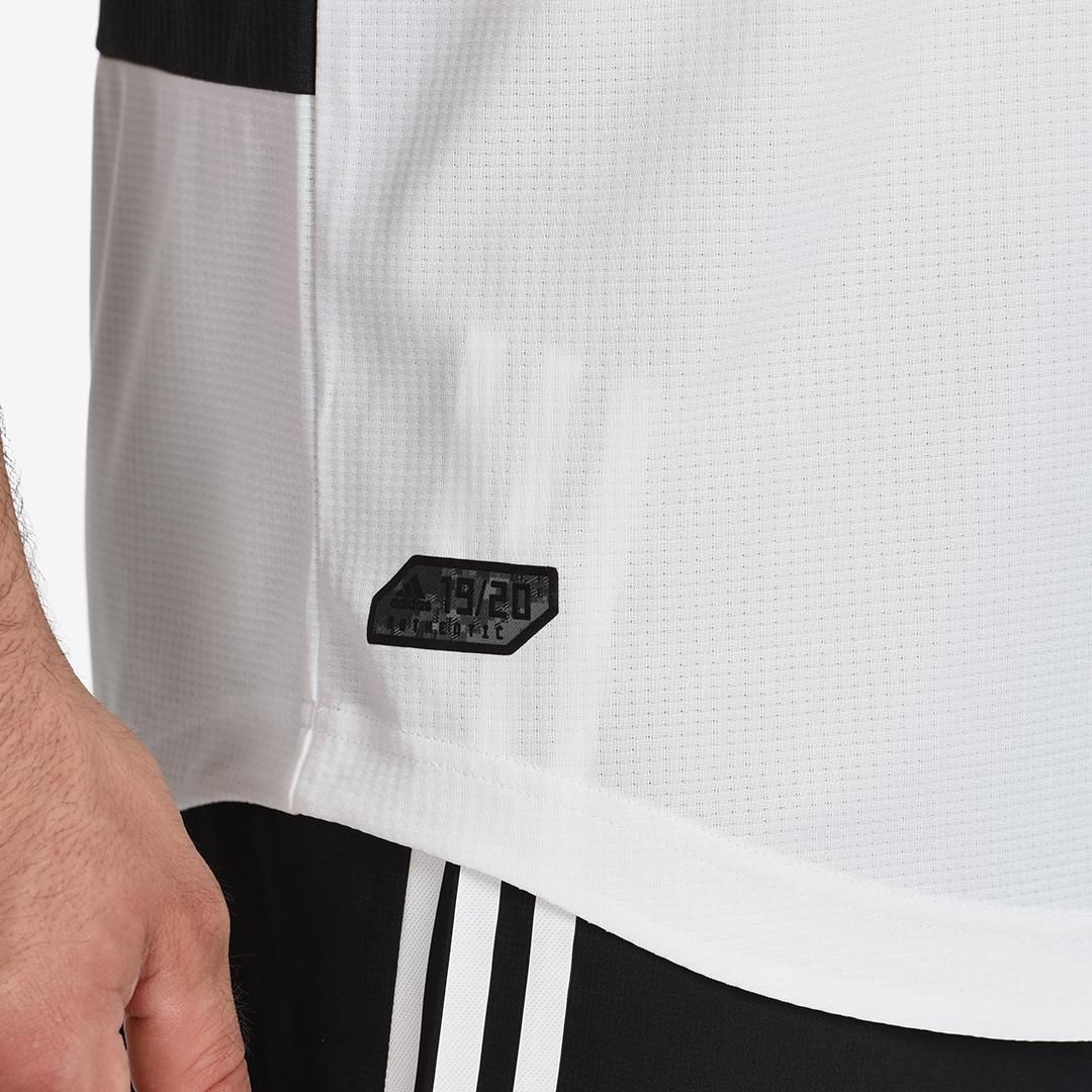 Juventus FC 19-20 Local 4