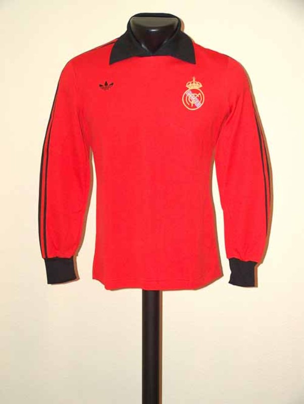 Equipación de portero de Real Madrid 76-77
