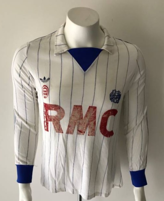 Primera equipación de Olympique de Marsella 83-84