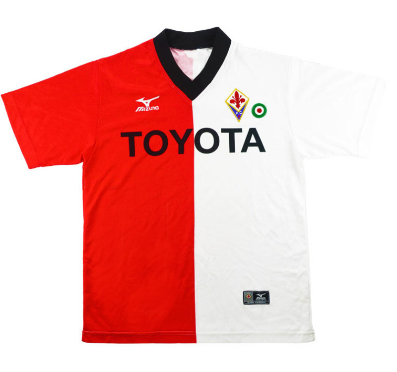 Tercera equipación de Fiorentina 01-02