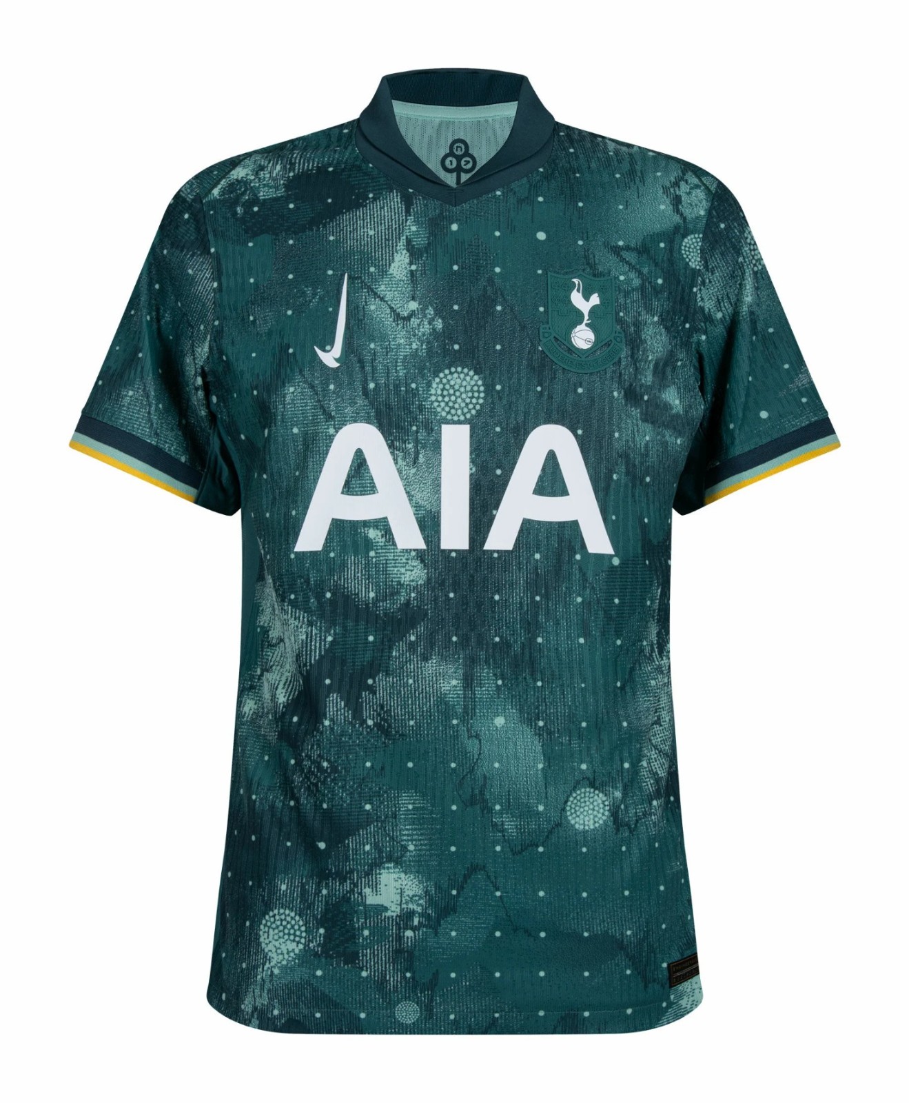 Tercera equipación de Tottenham 24-25