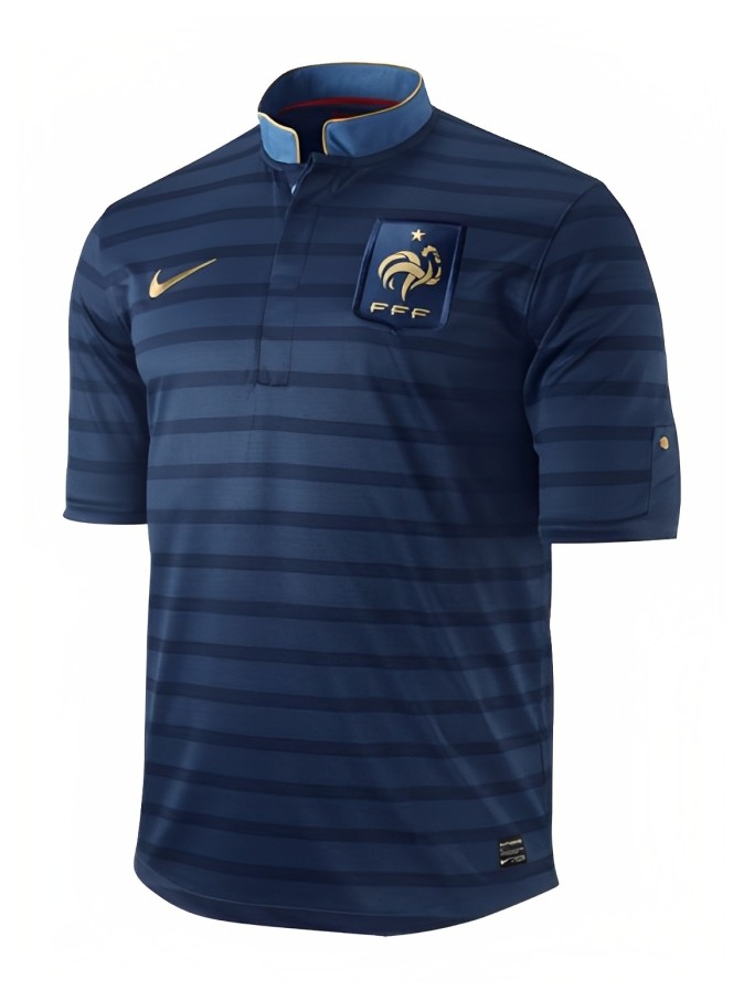 Primera equipación de Francia 2012