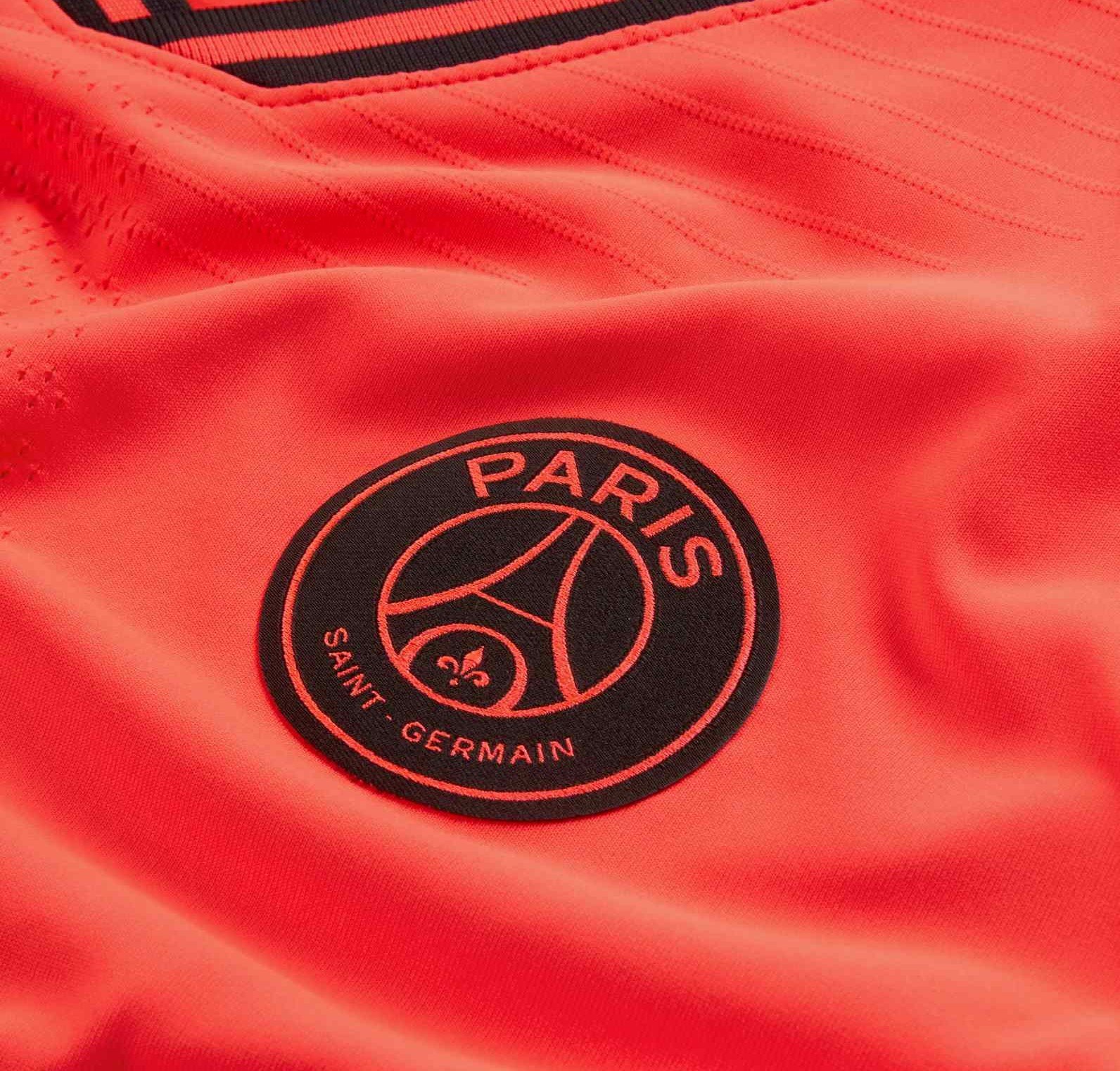 Paris Saint-Germain 19-20 Visitante 4