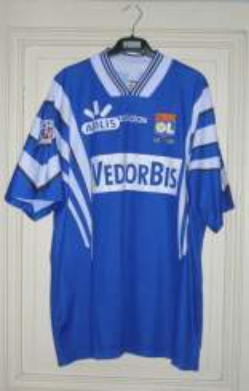 Segunda equipación de Olympique de Lyon 97-98