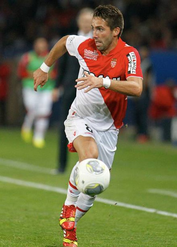 Primera equipación de Monaco 13-14