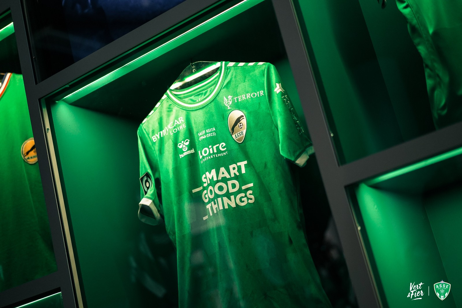 Primera equipación de Saint-Étienne 23-24