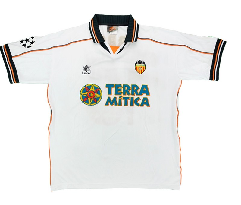 Primera equipación de Valencia 99-00