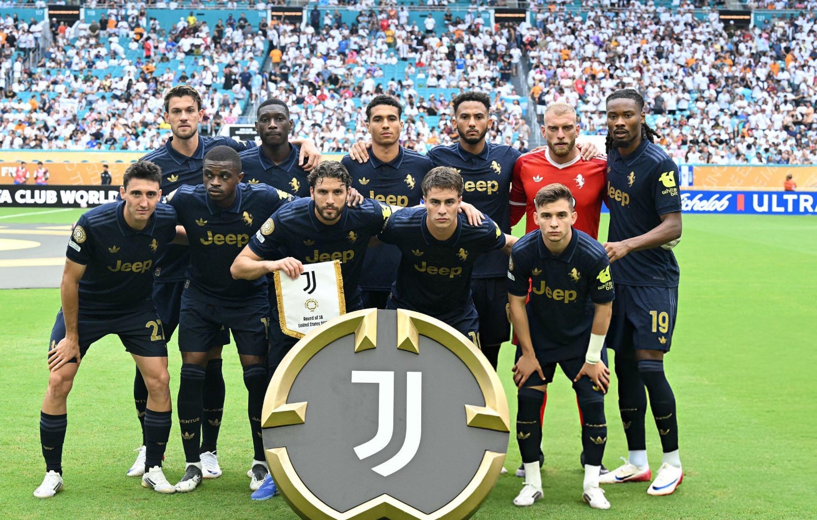 Juventus FC 2025 Portero 2
