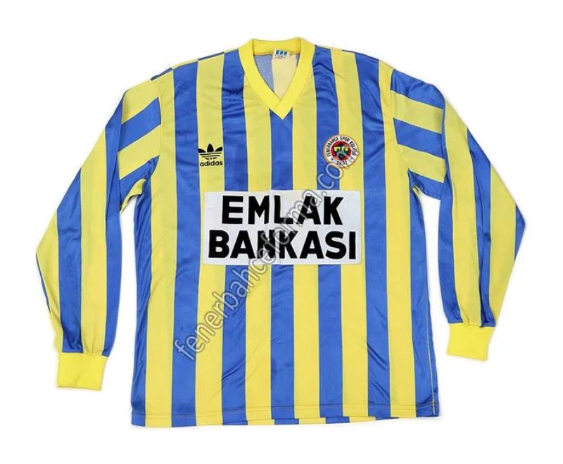 Primera equipación de Fenerbahçe 91-92