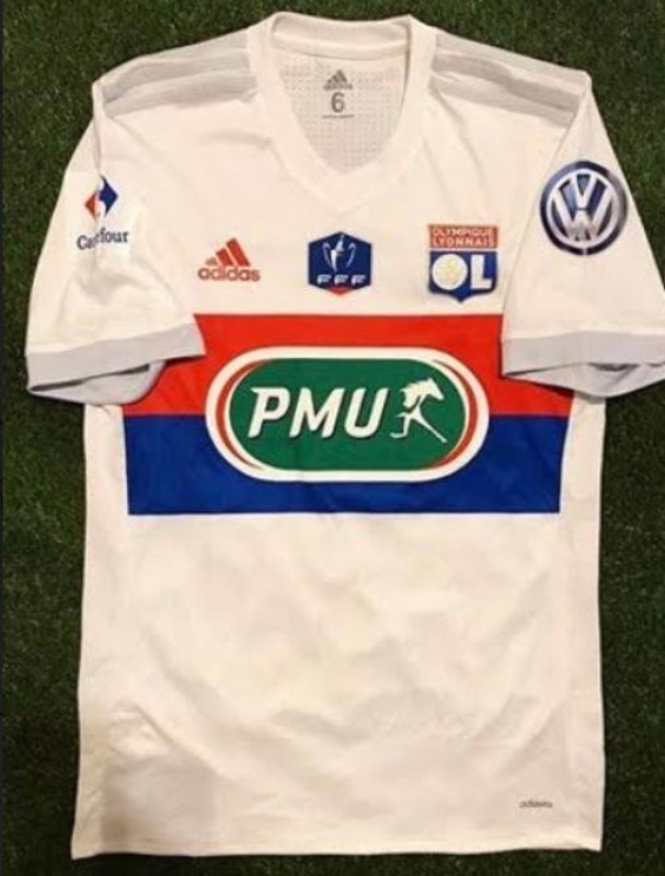 Primera equipación de Olympique de Lyon 17-18