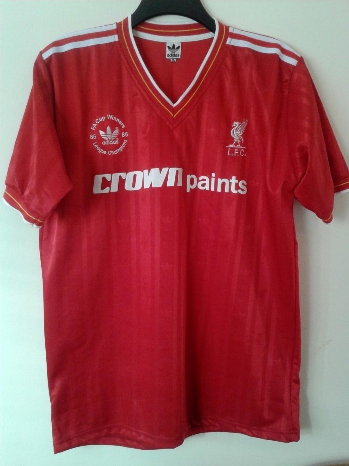 Primera equipación de LiverpoolFC 85-86