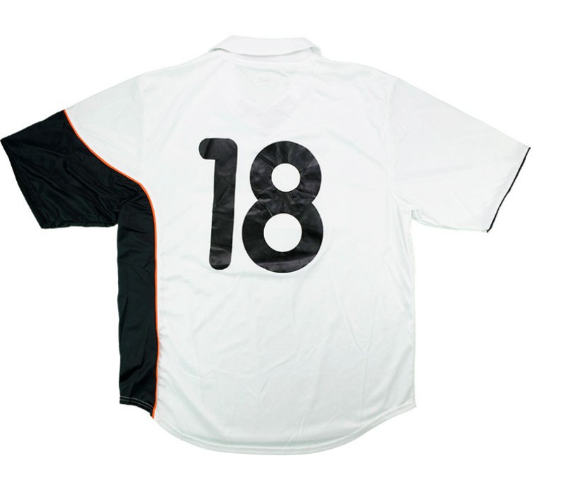 Valencia CF 01-02 Local 2