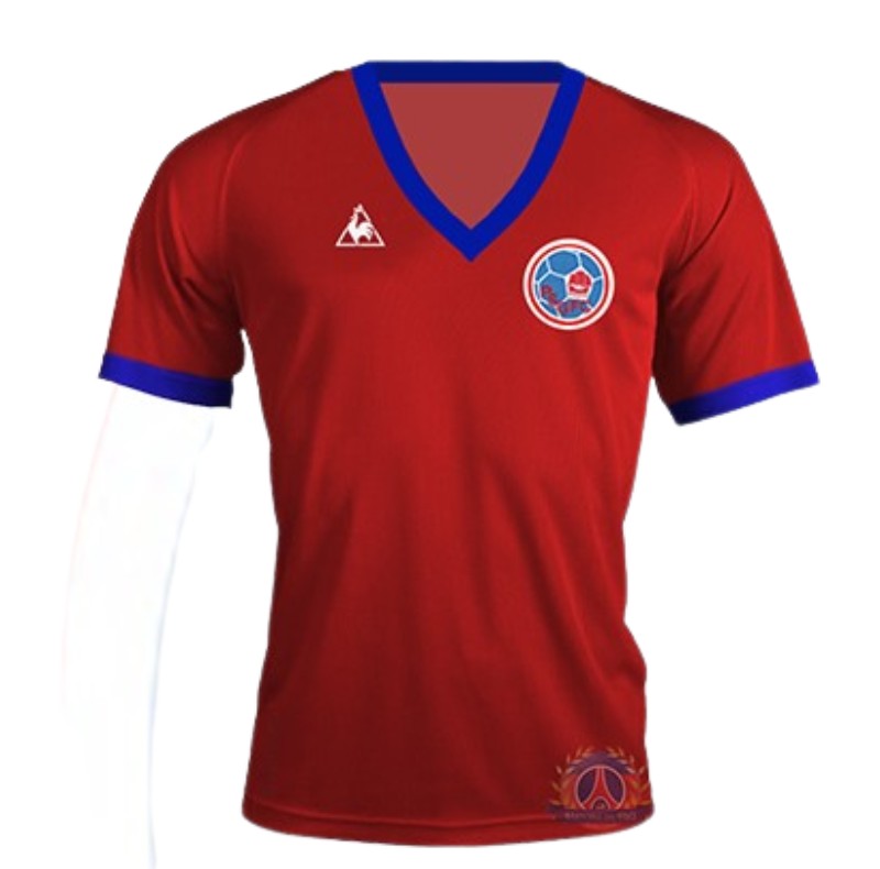 Primera equipación de Paris Saint-Germain 71-72