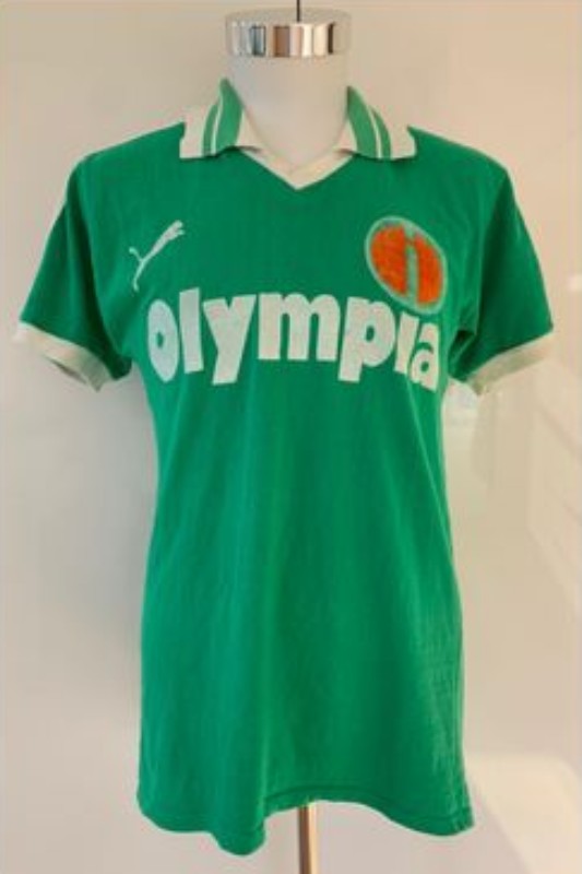 Primera equipación de Werder Bremen 82-83