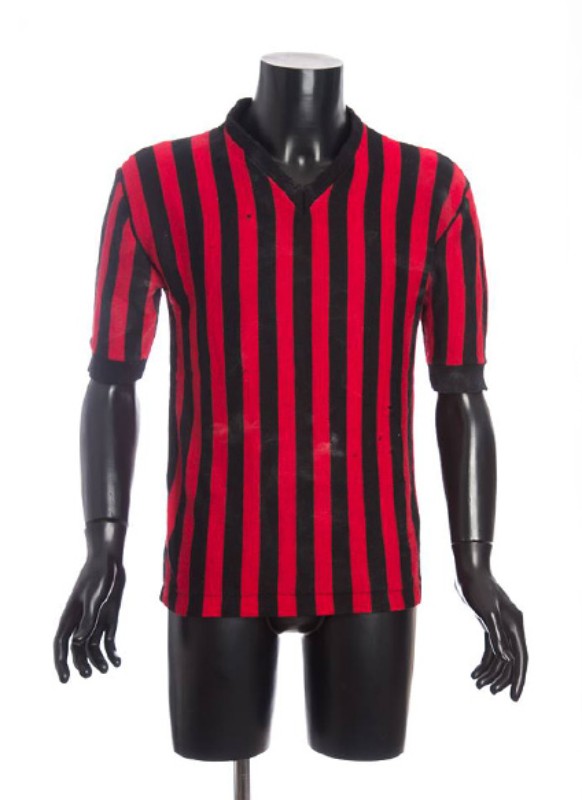 Primera equipación de Milan 66-67