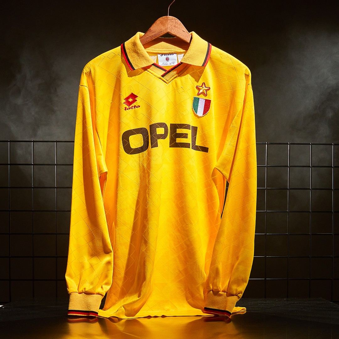 Tercera equipación de Milan 94-95