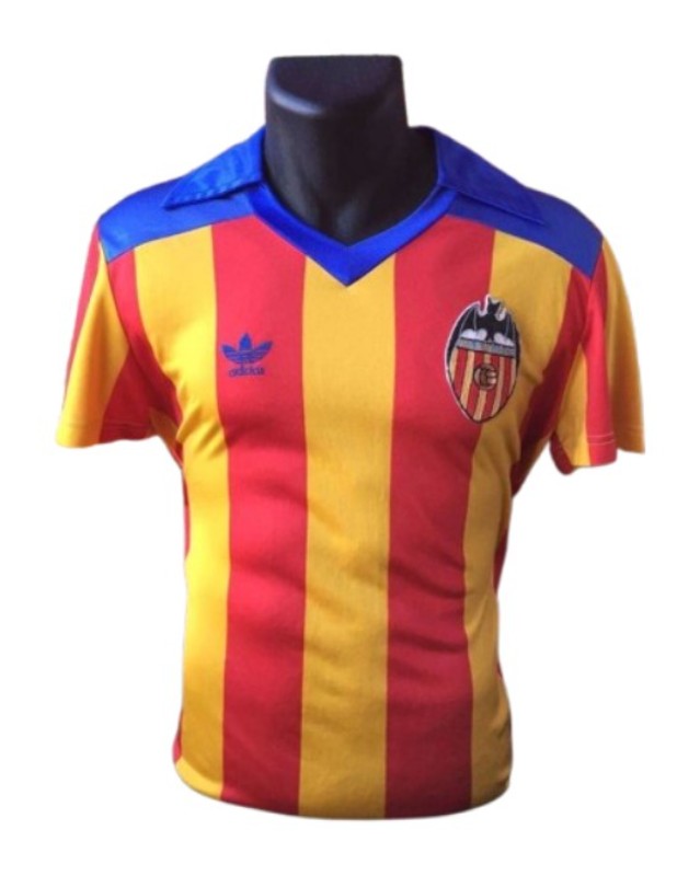 Segunda equipación de Valencia 80-81