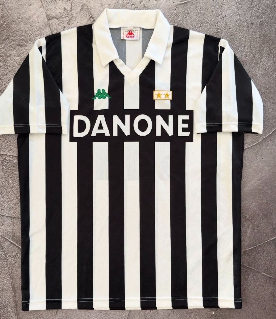 Juventus FC 93-94 Local 3