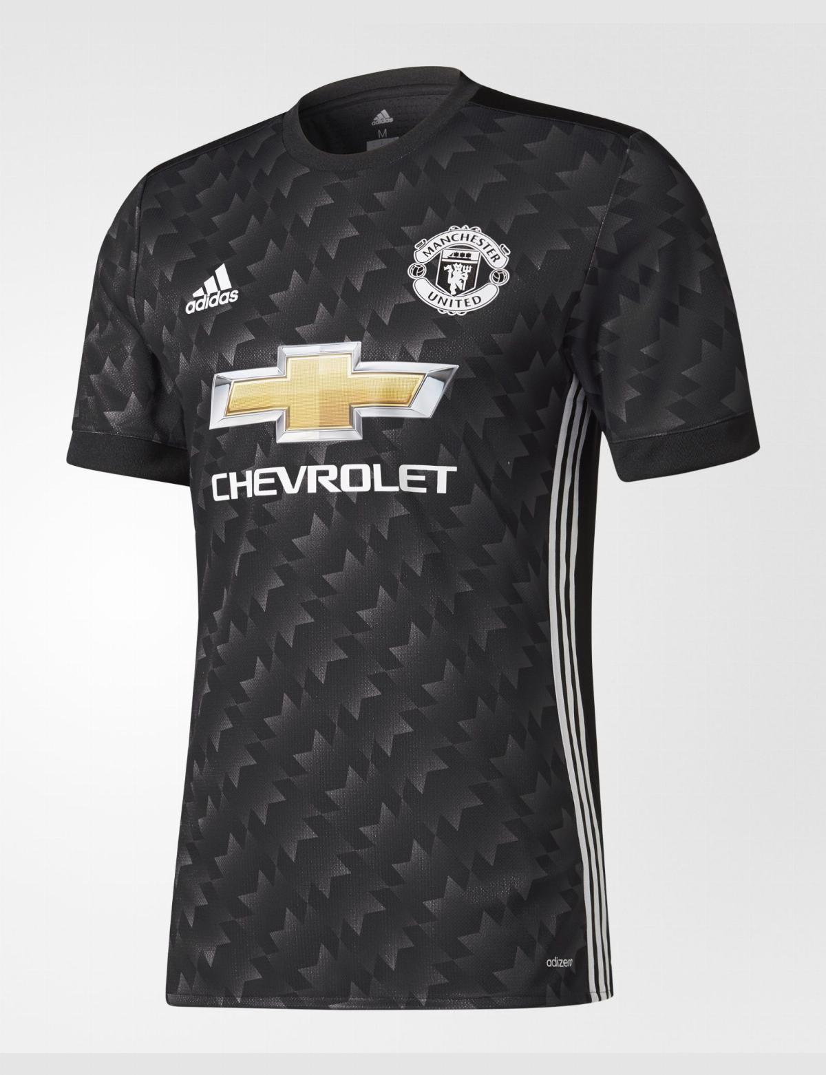 Manchester United 17-18 Visitante 2