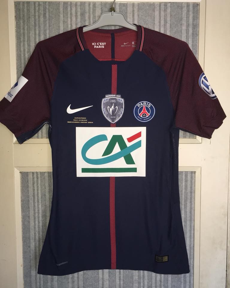 Equipación especial de Paris Saint-Germain 17-18