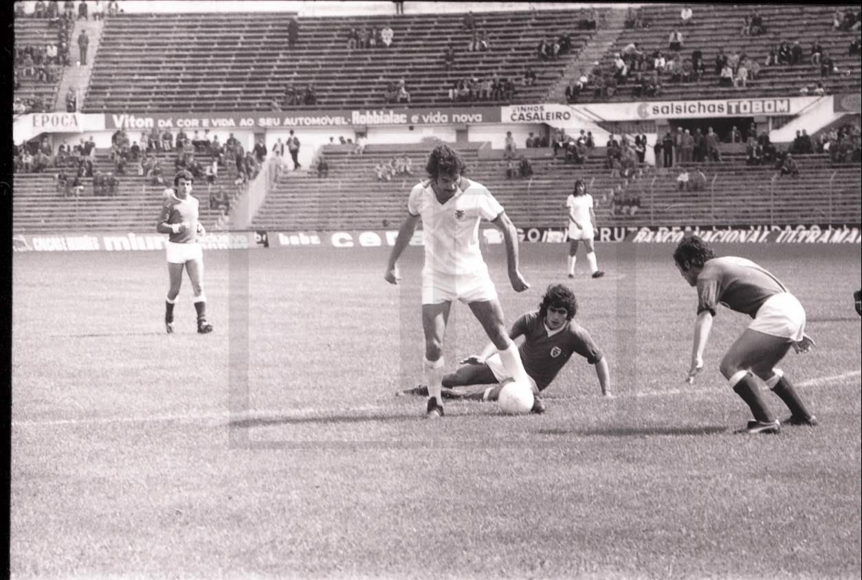 SL Benfica 73-74 Visitante 2