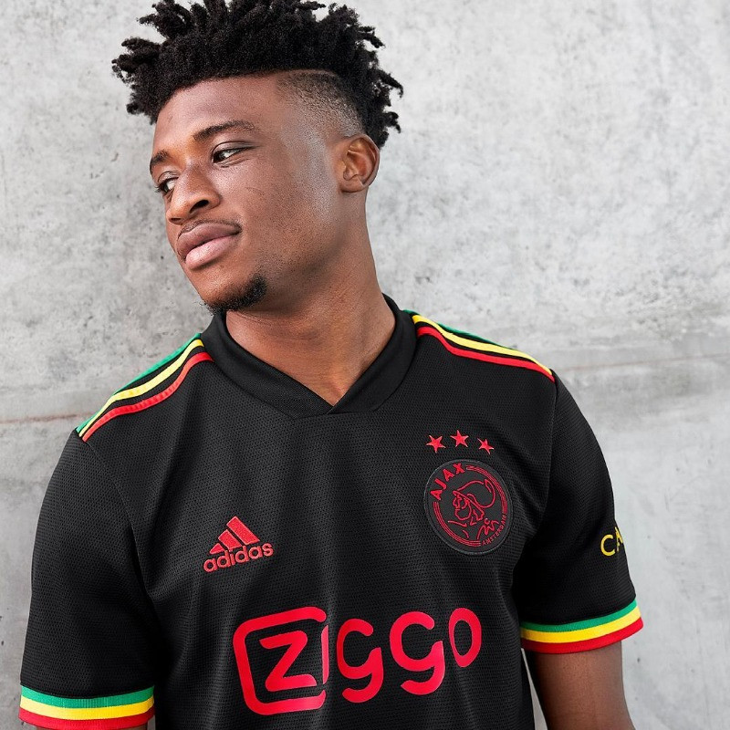Ajax Amsterdam 21-22 Tercera 3