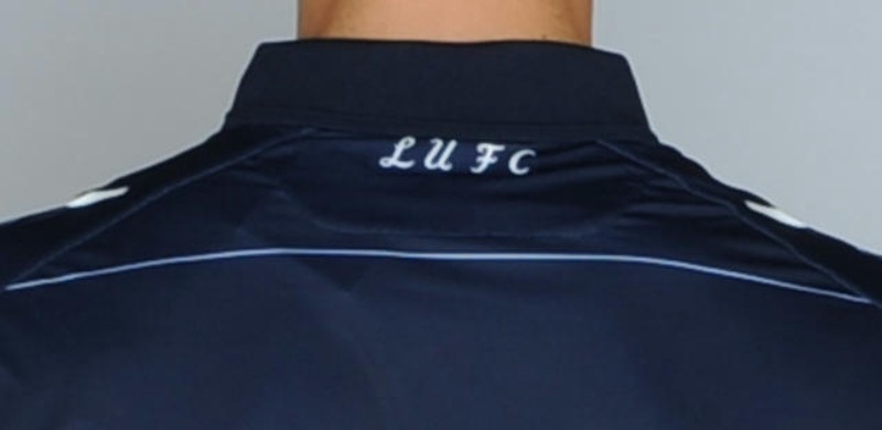 Leeds United 14-15 Visitante 2