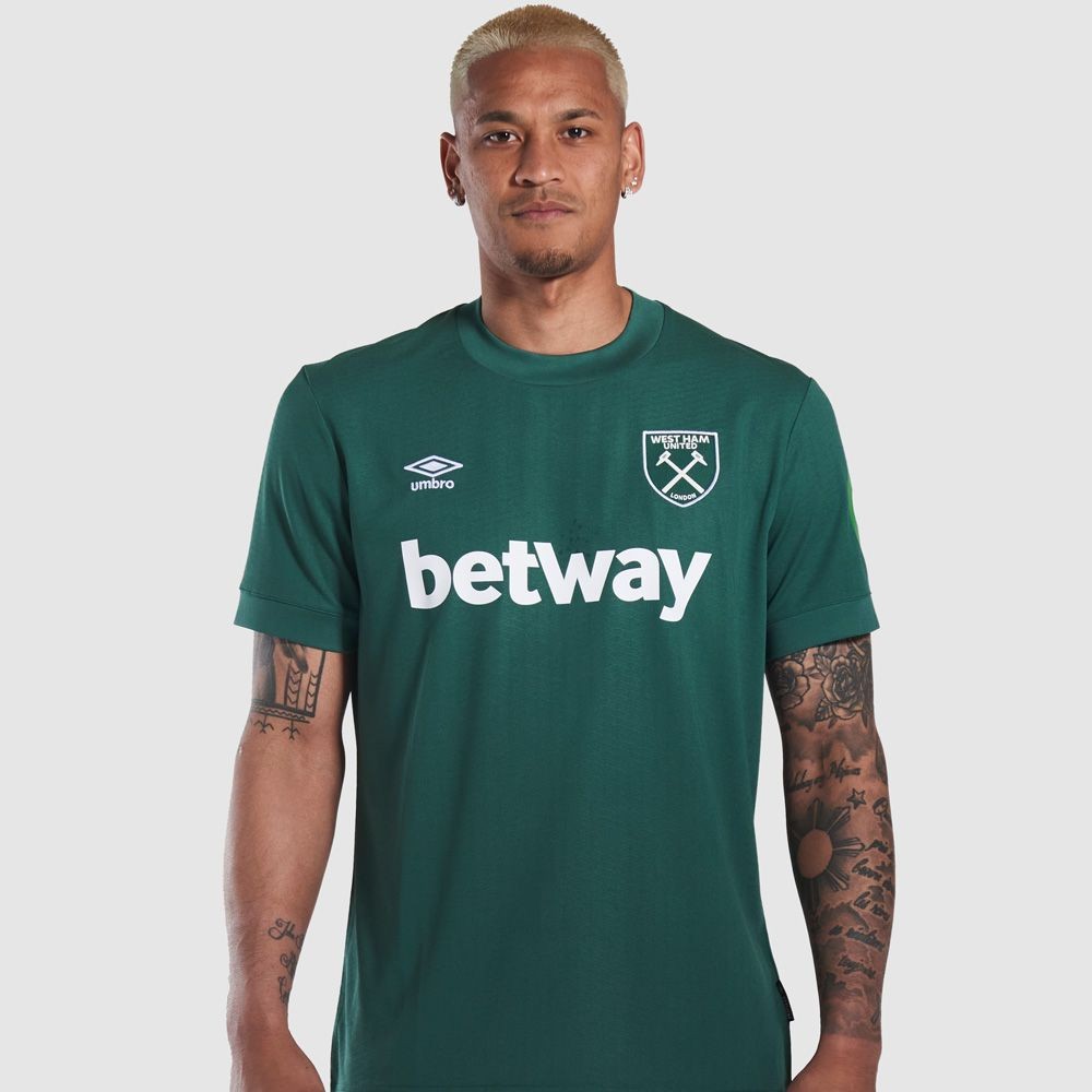 West Ham United 24-25 Portero 3