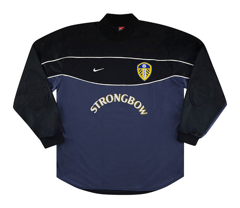 Equipación de portero de Leeds 01-02